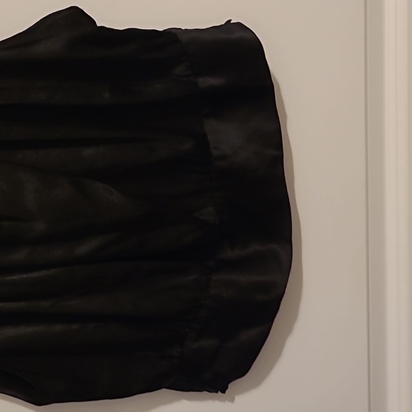 NWOT Zara black semi crop top - Picture 3 of 7